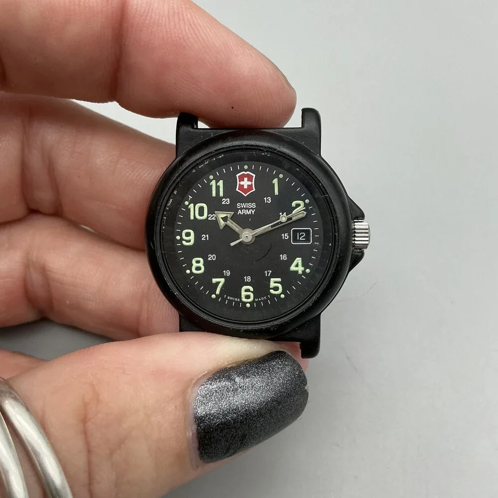 Victorinox Swiss Army Womens Watch 29mm Black Dial Date For Parts Not Running